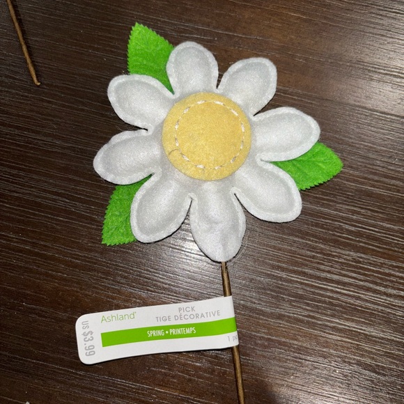 NWT 10-Piece Spring/Summer Decorative Pick set from Michaels! - Picture 10 of 11